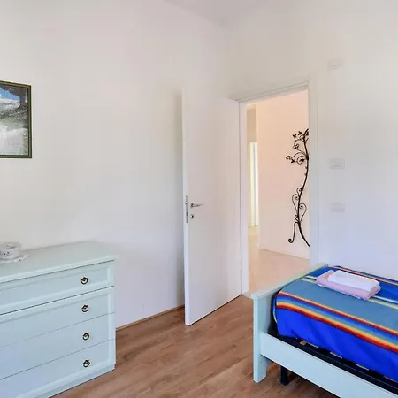 Apartment Awesome In With 3 Bedrooms *